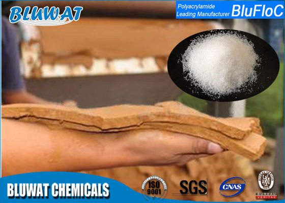 satın al Çamur Susuzlaştırma Maddesi / Katyonik Poliakrilamit Polimer Toplu Yoğunluğu 0.6 - 0.8 çevrimiçi üretim